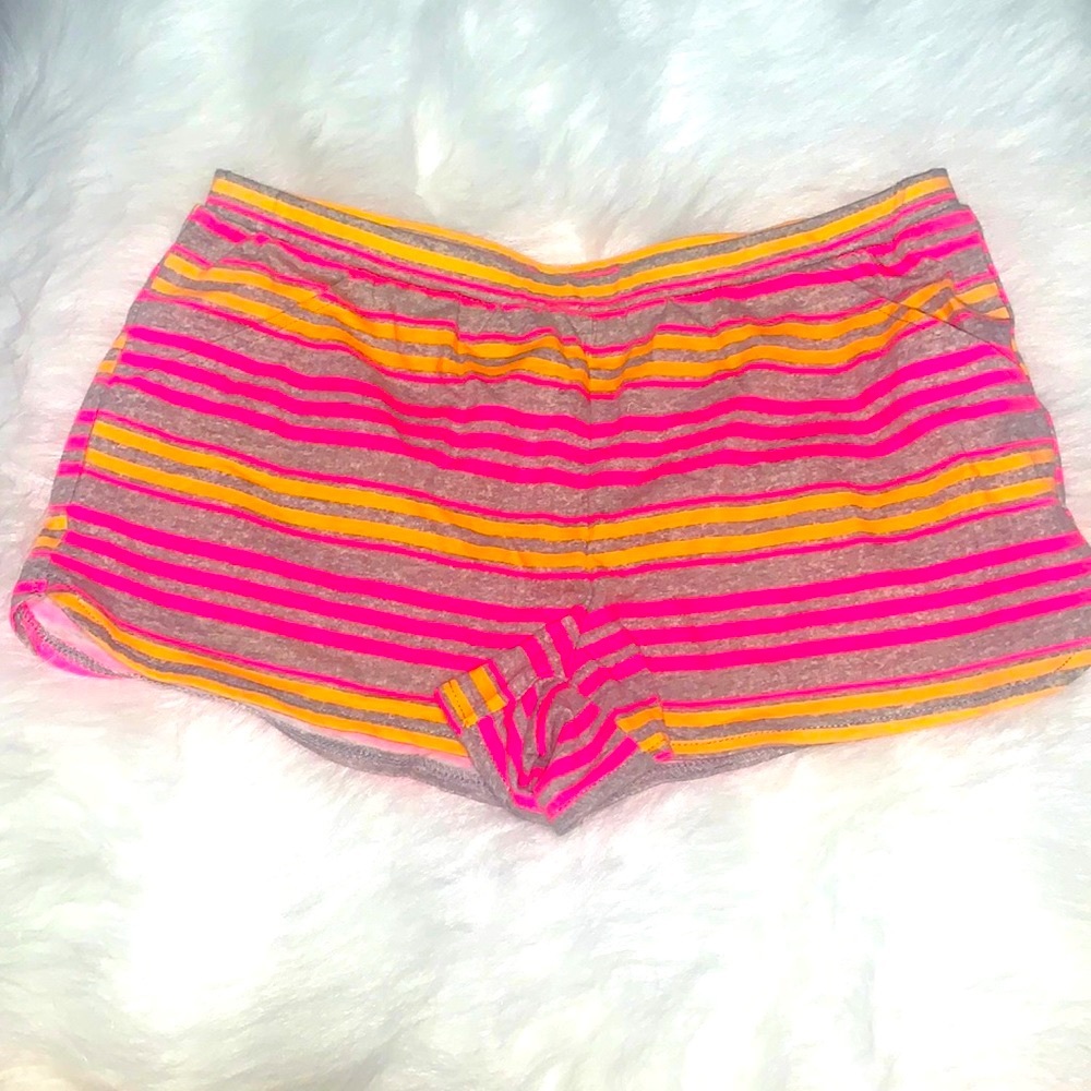 🛍 Joe boxer stripped shorts